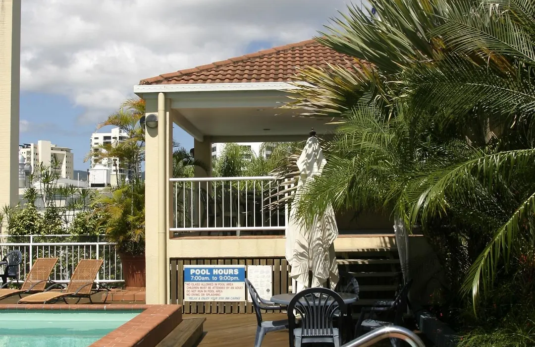 Inn Cairns-1